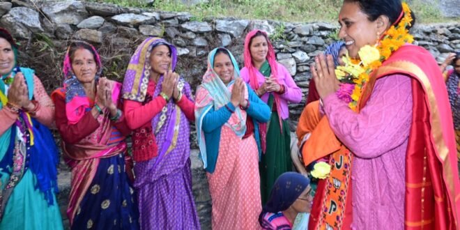 केदारनाथ उपचुनाव : भाजपा प्रत्याशी आशा नौटियाल पहुंचीं दशज्यूला, चुनाव प्रचार अभियान किया तेज, देखिए वीडियो