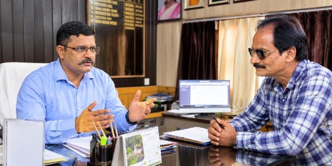 एस आई आर नोटिस से घबराने की जरूरत नहीं, पात्र मतदाता का नाम हर हाल में रहेगा: एडीएम नैनीताल विवेक राय से संपादक विनोद भगत ने की खास बातचीत देखिए वीडियो